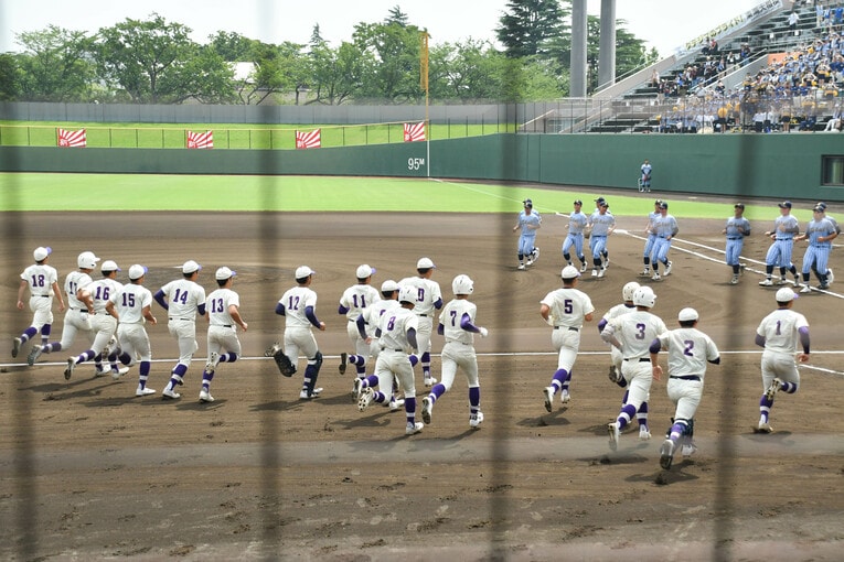 昨夏は甲子園ベスト8まで勝ち上がることになる東海大相模に敗戦　©Zen Suzuki
