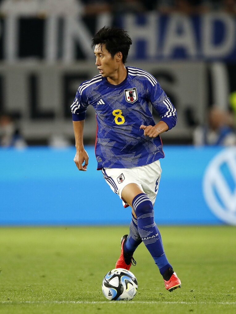 鎌田大地は流動的なポジショニングでドイツを翻弄した　©Getty Images