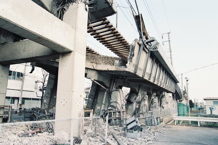 1995年阪神・淡路大震災　©Tatsuo Harada