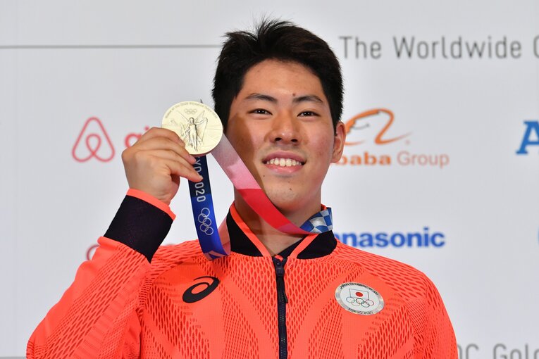 東京五輪では競泳日本勢初メダルをもたらした本多　©JMPA