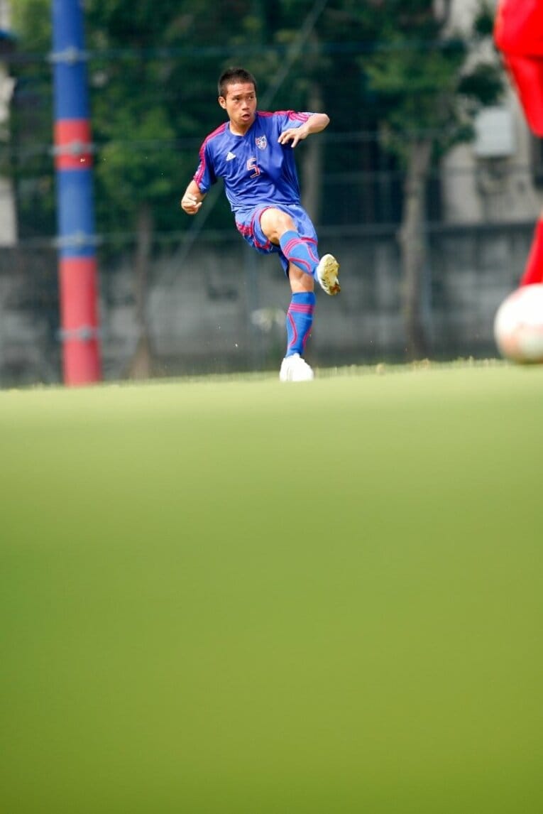 2008年の長友　©Sports Graphic Number