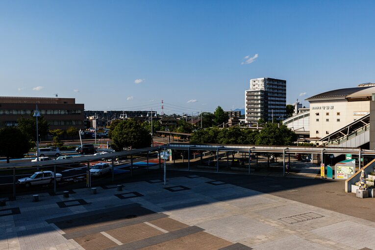 ヤクルト二軍が引っ越し予定…つくばエクスプレス愛用者の“ナゾの終着駅”「守谷駅」には何がある？ 茨城の街で人口が増え続けてきた事情(8)