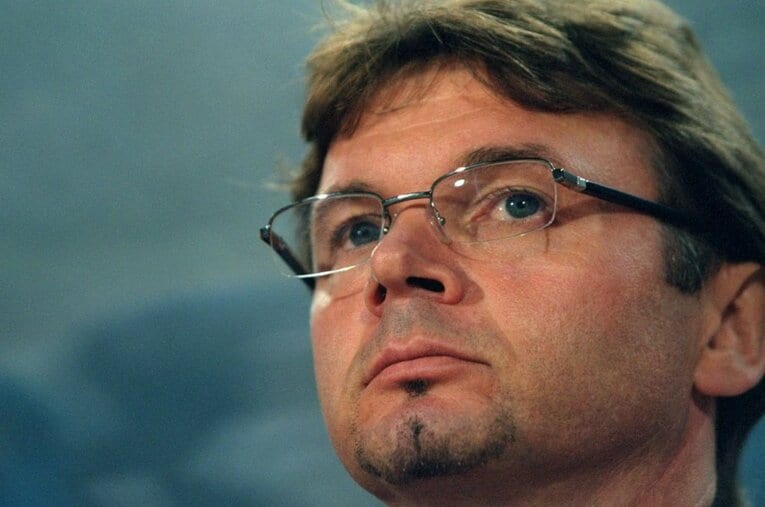 トルシエが日本代表監督に就任したのは98年、43歳のとき。まさに働き盛りの熱量があった ／ photograph by Getty Images