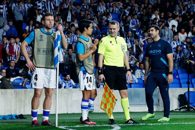 久保建英がELで味わった「先発落ち→敗退」での怒り・悲しみを撮った「タケ！と不調ソシエダサポが期待したが…」〈代表合流前にゴール〉(36)