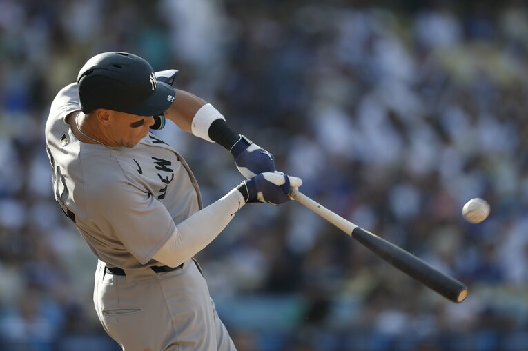 ドジャース戦でジャッジが放ったホームラン　©Getty Images