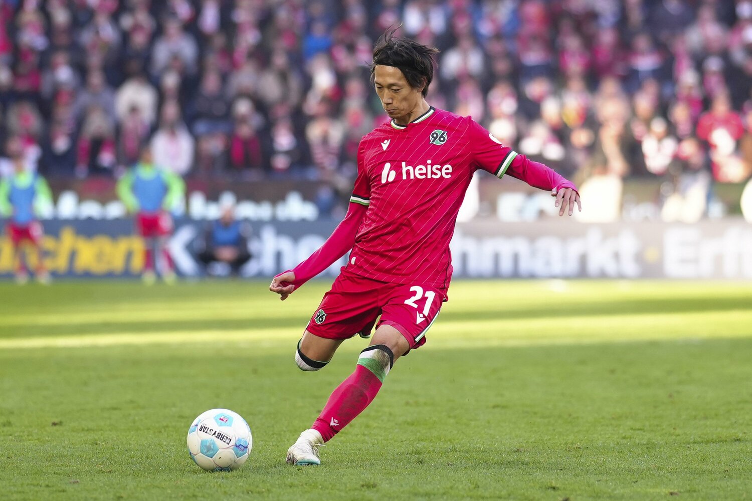 現在、ハノーファーで活躍する室屋　©Getty Images