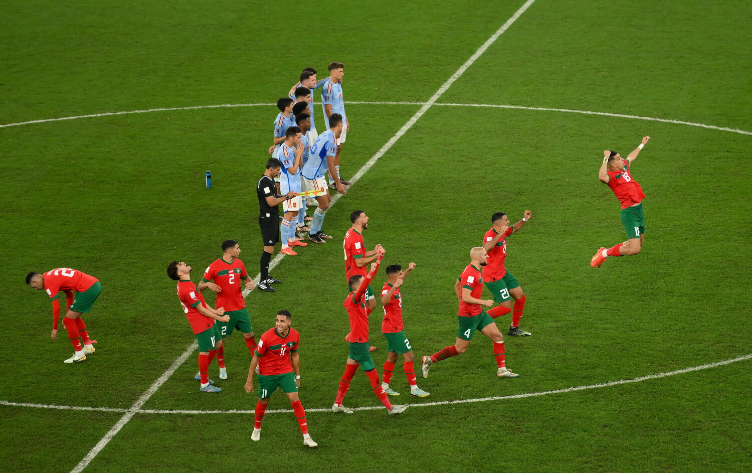 ラウンド16でPK戦の末スペインを破ったモロッコ。準決勝でフランスに敗れたものの、大会ではベルギー、ポルトガルなど大国を次々と撃破した　©Getty Images