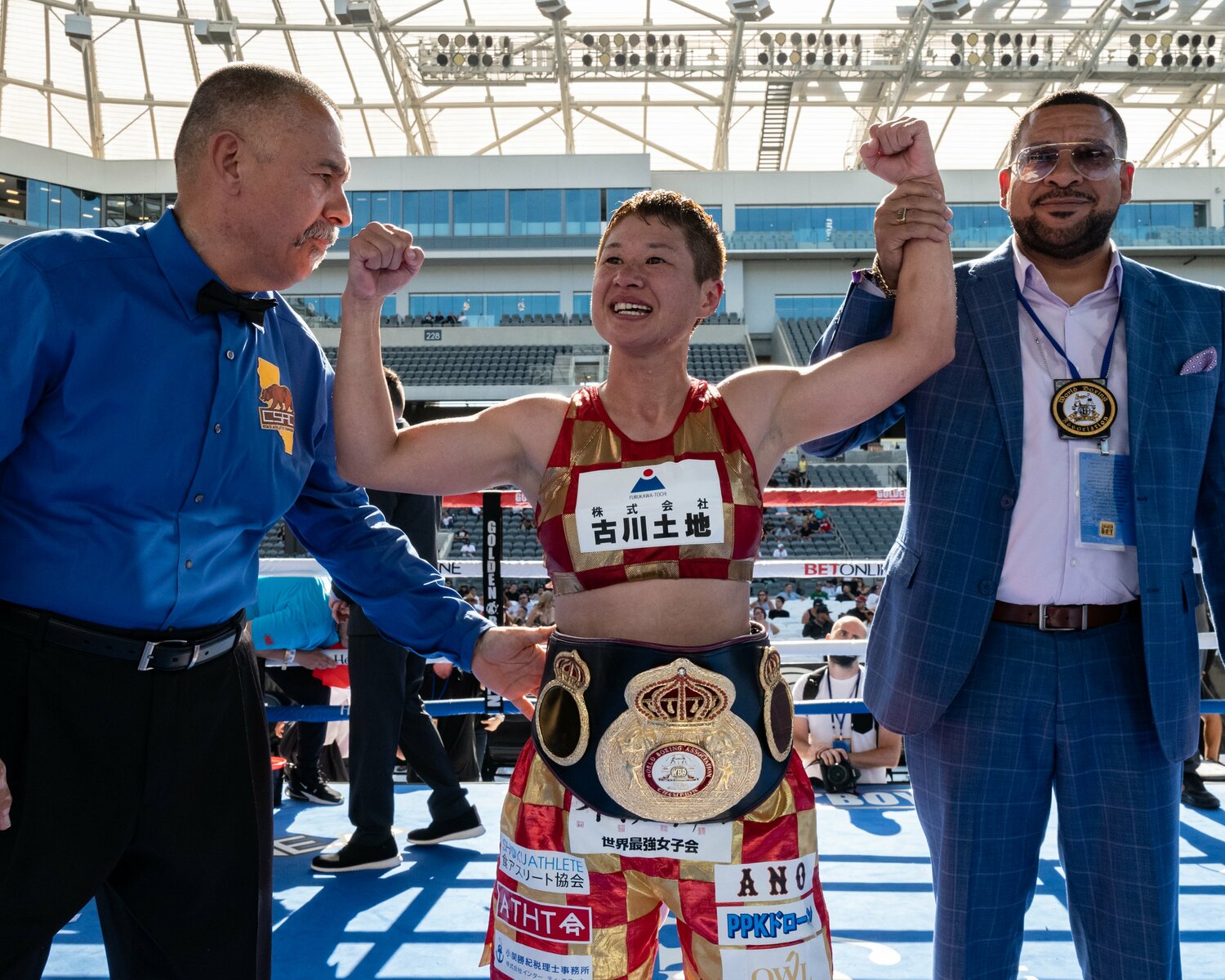 2021年7月9日、ロサンゼルスで行われたWBA女子フライ級タイトルマッチで3度目の防衛。日本人女子として初のアメリカでの世界戦勝利となった　©︎Getty Images