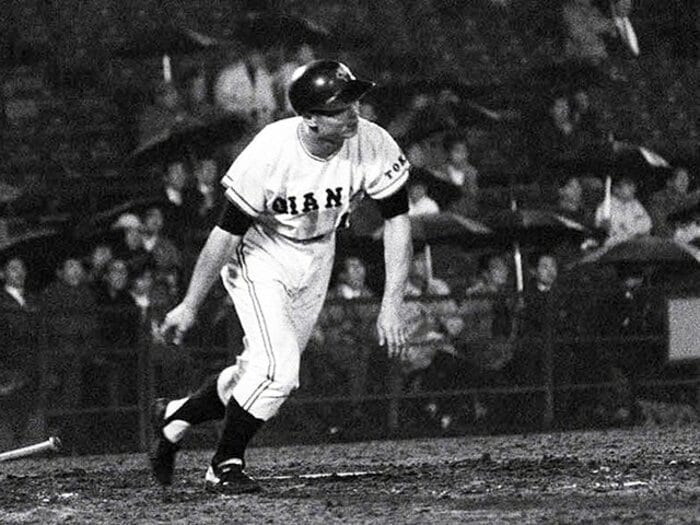 バレンティンが超えようとする、王貞治“55本の奇跡”を再検証。<Number Web> photograph by NIKKAN SPORTS