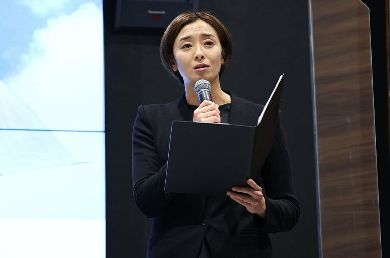 伊藤華英さんは引退後のセカンドキャリアでも、アスリートの社会的価値を上げる活動に邁進している　©Naoki Morita/AFLO