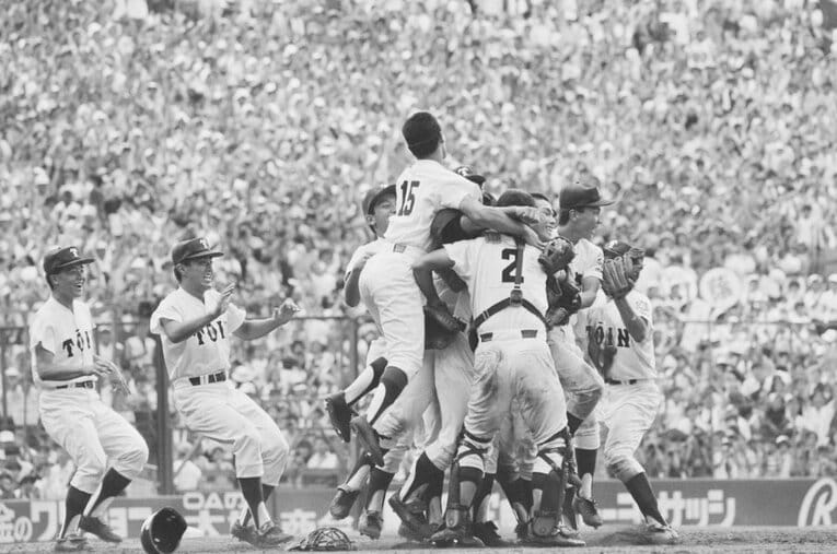 1991年夏の甲子園初出場で優勝を掴み取った大阪桐蔭。一体、どんなチームだったのか ／ photograph by JIJI PRESS