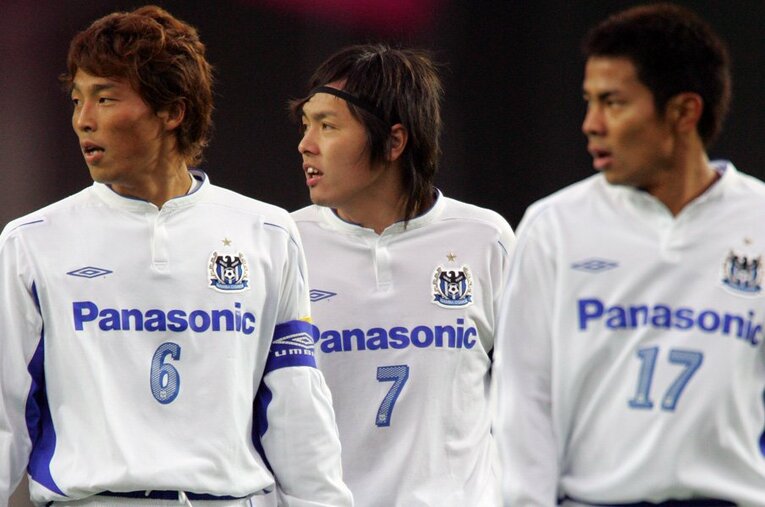 ガンバ時代の山口智、遠藤保仁、明神智和　©Sports Graphic Number