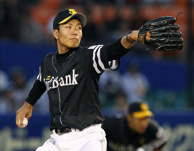 2010年育成ドラフト4位で蒲郡高（愛知）からホークス入り。写真は一軍デビューした2012年（当時18歳）　©KYODO