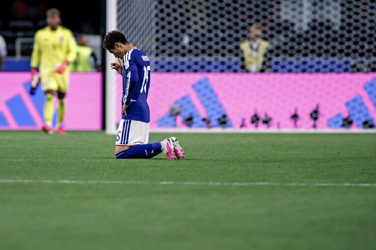 テレビに映らない日本代表vsオランダ撮影写真（写真は右に続きます）　©Kiichi Matsumoto/JMPA