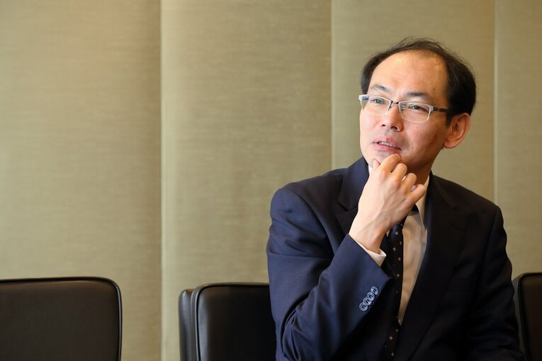 解説の名手として知られる木村一基九段。軽妙なトークで将棋ファンを楽しませている　©Shigeki Yamamoto