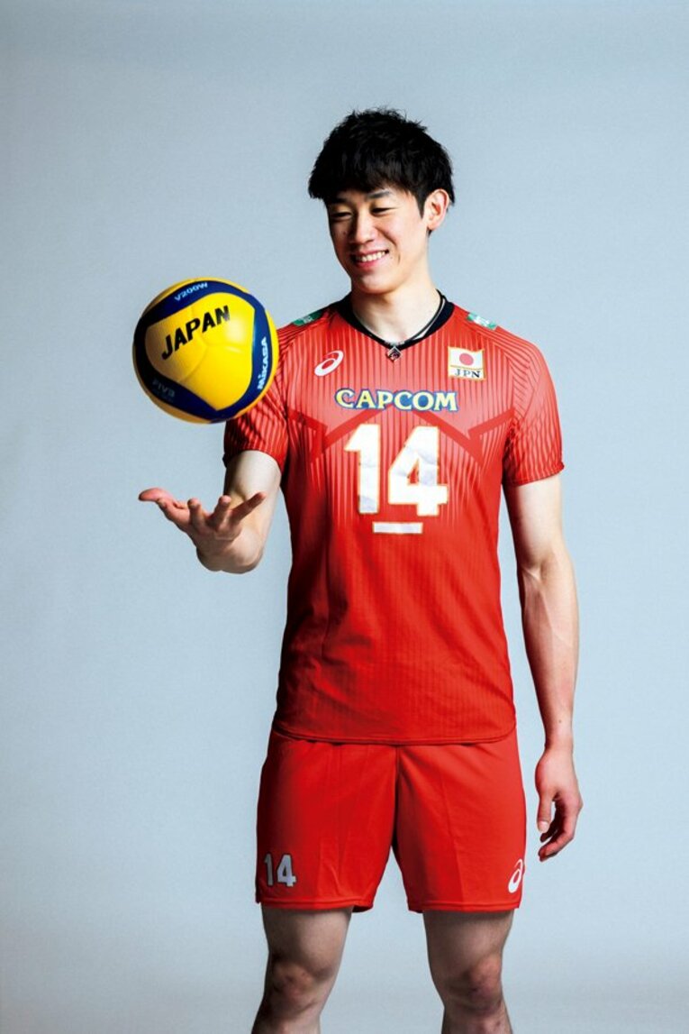 石川祐希（いしかわ・ゆうき）／1995年12月11日、愛知県生まれ。星城高から中央大へ進学。在学中からイタリアでプレーし、卒業後はプロ選手に。21年東京五輪では29年ぶりとなるベスト8に、今夏のネーション図リーグでは銅メダルに貢献。2023-24シーズンもミラノでプレー。192cm、84kg  ©︎Asami Enomoto