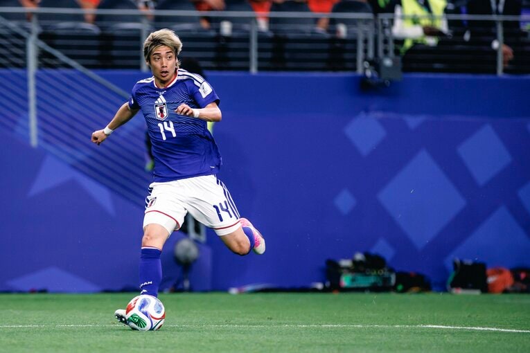 菅原由勢とともに右サイドでオランダの脅威となった伊東純也　©Kiichi Matsumoto/JMPA
