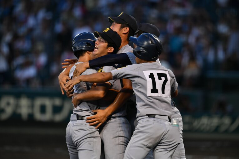 大阪桐蔭時代（2年時）　©Hideki Sugiyama