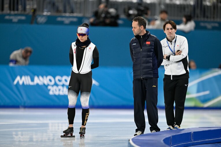 練習中の高木美帆とヨハンコーチ　©Asami Enomoto/JMPA