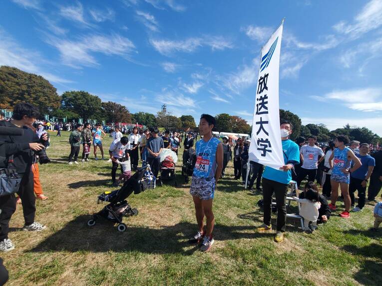 予選会後の様子。当然ながら子どものいる選手も！　©Shunsaku Sakai