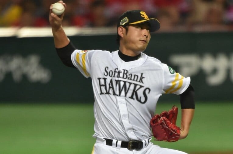 09年に最優秀中継ぎ賞、12年には沢村賞を獲得したホークスの元エース右腕・攝津正 ／ photograph by Hideki Sugiyama