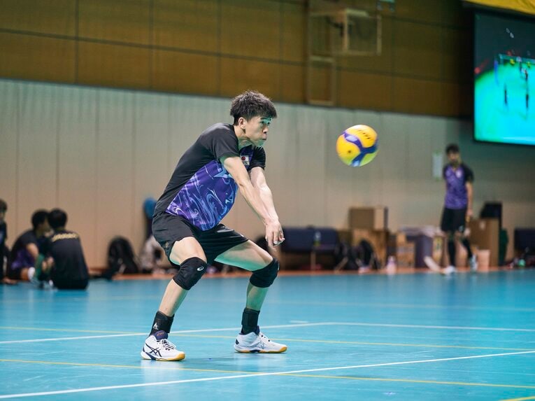 髙橋藍（日本代表合宿の練習風景）©︎Yuki Suenaga