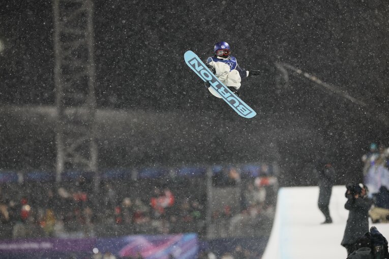 3位を決めた小野光希の滑りを連続写真で！　©Kaoru Watanabe/JMPA