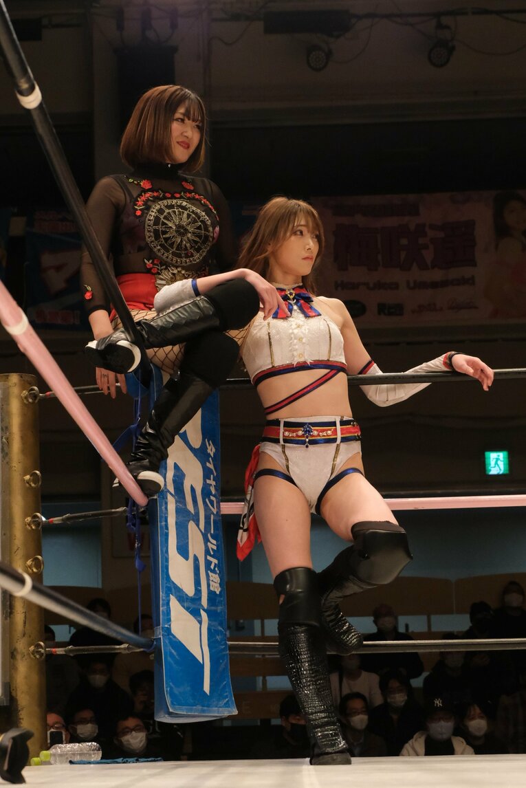 チサコ&岩田美香vs赤井沙希&朱崇花