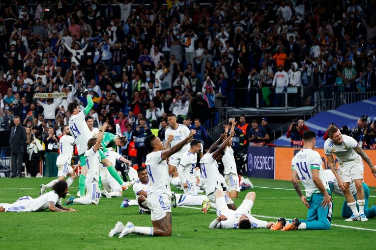 なぜレアル・マドリーは「CLで異常に勝負強い」のか “完璧だったはず”のマンCを逆転…カメラマンが震えた「伝統と成功体験の継承」(63)