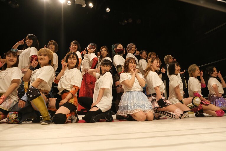 サイコロで勝敗が決まる？ 人気団体が “脱プロレス”で見せる女優たちのチャレンジとは…エース青野未来「エンタメだけど闘いがある」(46)