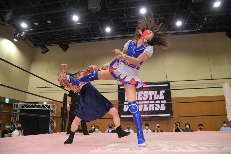 リングで闘う荒井優希（宮本もか戦）　提供：東京女子プロレス