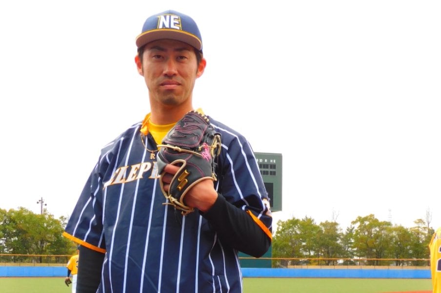 「戦力外、そう捉えるしかない」日本ハムからノンテンダー通告、秋吉亮が語る“独立リーグの今”「食費1万円に抑えました!」高津監督もLINEで…―2021-22 BEST5<Number Web> photograph by Haruka Sato