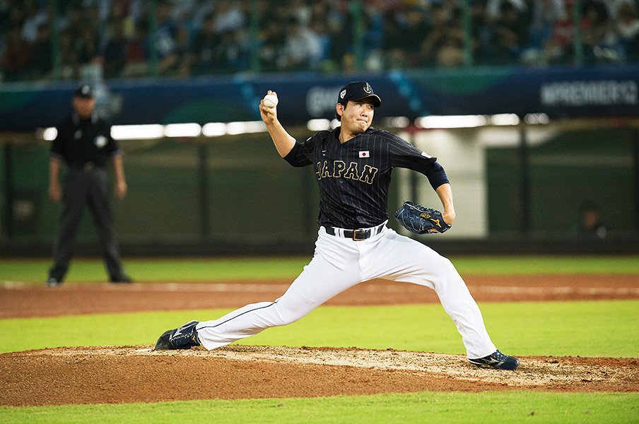 菅野智之のストレートが変わった 徹底的に鍛えた 指力 の効果は プロ野球 Number Web ナンバー