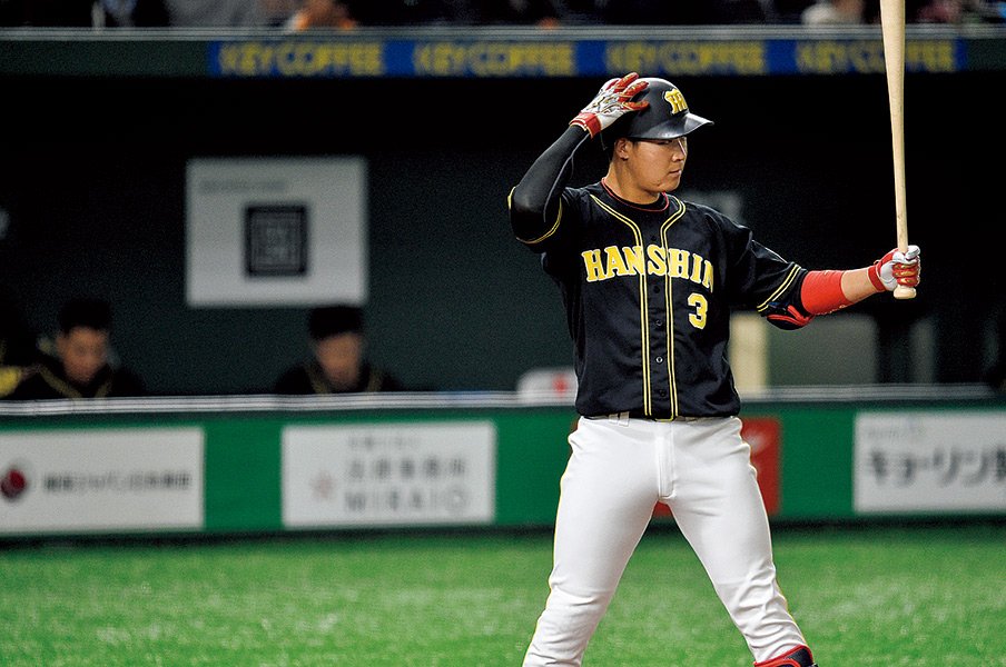 巨人と阪神の4番打者が互いの打撃を評すると?~岡本と大山が考えるバッティング~<Number Web> photograph by Nanae Suzuki