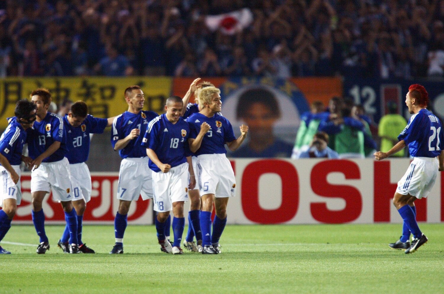 日韓W杯ロシア戦での中田英、小野、稲本ら　©Naoya Sanuki/JMPA