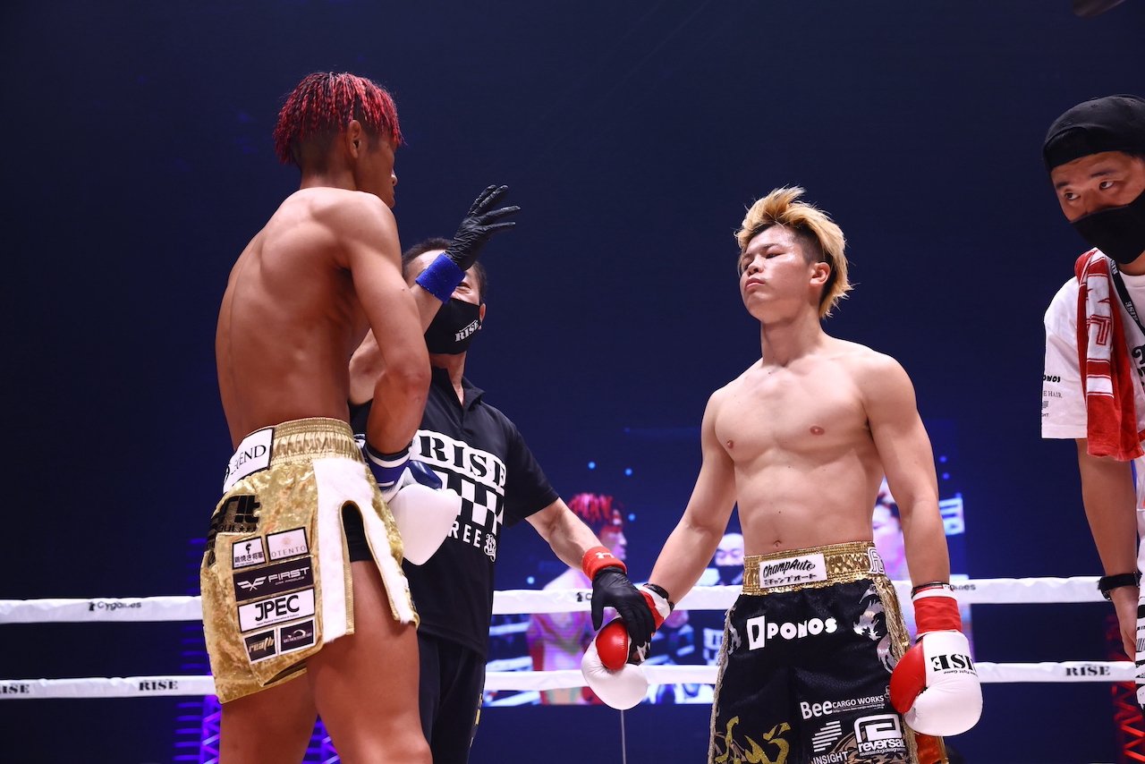 6年ぶりの対戦となった今回は、那須川の判定勝ちだった　©RISE