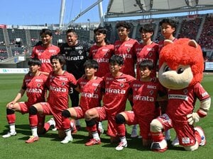 J2最終節の悲劇…何が明暗を分けたのか?「試合前に悲壮感はなかった」J3降格ロアッソ熊本の“誤算”…選手の要望「ハーフタイムに富山の経過を教えて」