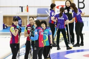 「スポンサー撤退」「行き場を失い駐車場で」ロコ・ソラーレ旋風の陰で…カーリング女子フォルティウスは逆境をどう乗り越えたか「100年続くチームに」