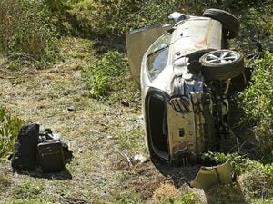 【衝撃の交通事故】タイガー・ウッズに何が起きた？ 「ひどく慌てていた」証言、大破したヒュンダイ製の車…