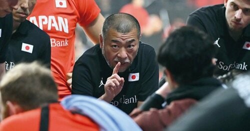 「俺色に染めたいタイプではない」バスケットボール日本代表HC桶谷大が目指す方向性とは「トム・ホーバスとはまったく異なるアプローチで」