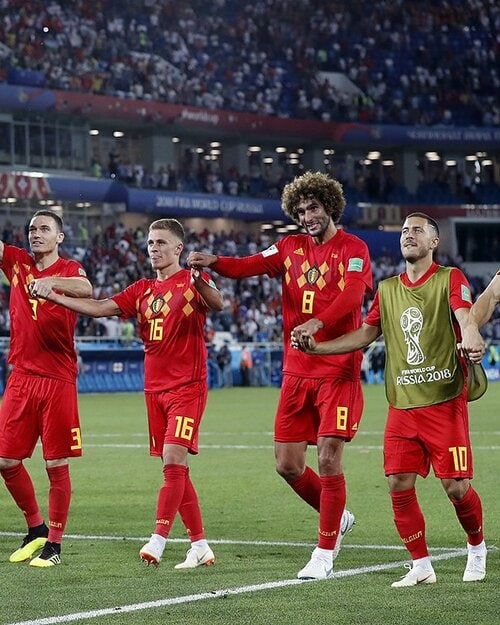 直筆サイン入り写真 ムサ・デンベレ サッカーベルギー代表 SA鑑定済 ムサ・デンベレ カード - メルカリ
