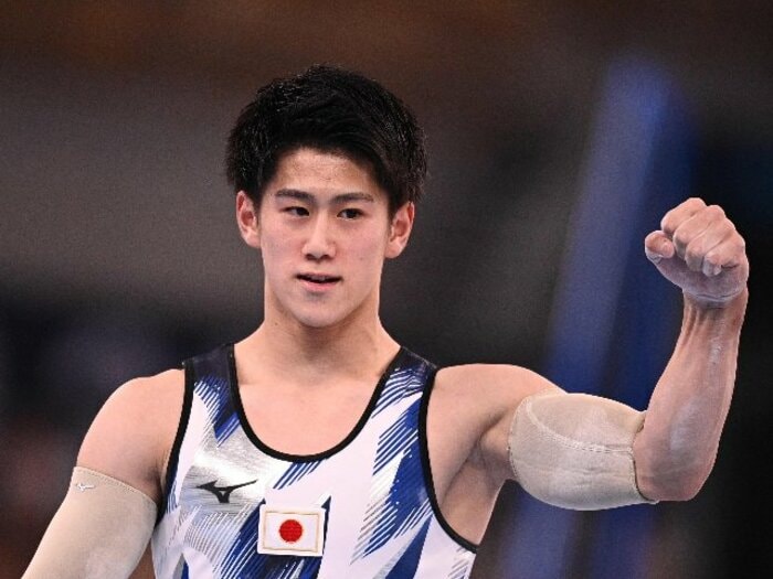 “アテネ金”冨田洋之が語る橋本大輝19歳「中学時代は全国レベルではなかった」「私もこの半年間の成長に驚かされた」《体操個人総合・金》<Number Web> photograph by JIJI PRESS
