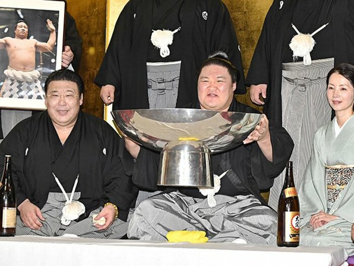 “男 境川”親方がみた男の夢。豪栄道全勝優勝と部屋設立の物語。<Number Web> photograph by Kyodo News