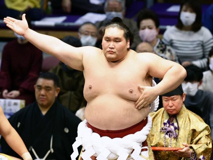 大相撲最強王者の抜けた穴…“ポスト白鵬”はどうなる? 横綱照ノ富士の一強時代か、貴景勝ら大関が巻き返すか…“不気味な存在”は?<Number Web> photograph by KYODO