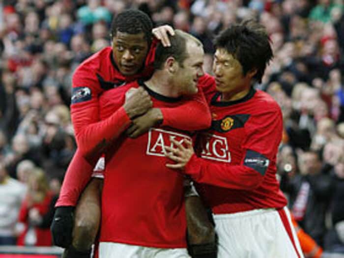 リーグでもCLでも絶好調のルーニー。故障が酷いとマンＵもW杯も万事休す!?＜Number Web＞ photograph by Action Images/AFLO