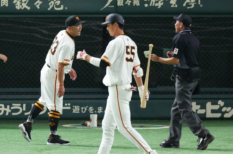 僕が勝たせてあげられなかった…批判は受けます」日本シリーズ進出を逃した巨人・阿部慎之助監督の“経験不足”…敗れるなりの理由があった（4／4） -  プロ野球 - Number Web - ナンバー