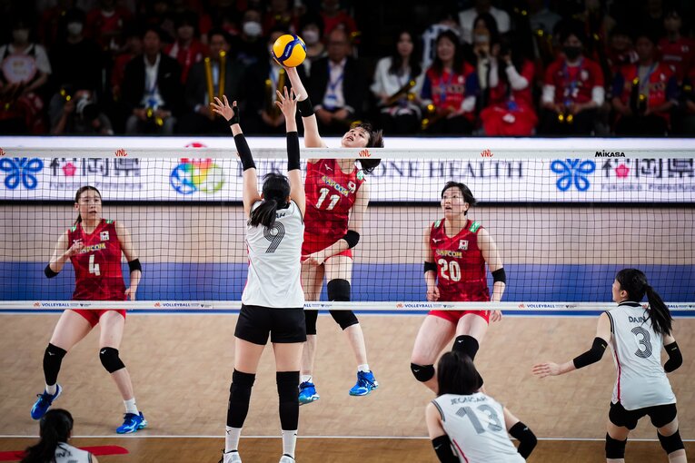 山田二千華（VNL韓国戦）©︎Volleyball World