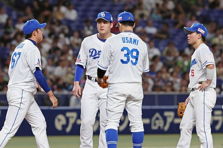 低迷する中日で叫ばれる「打てない打線」。元スカウト部長が“ある後悔”を明かした ／ photograph by JIJI PRESS