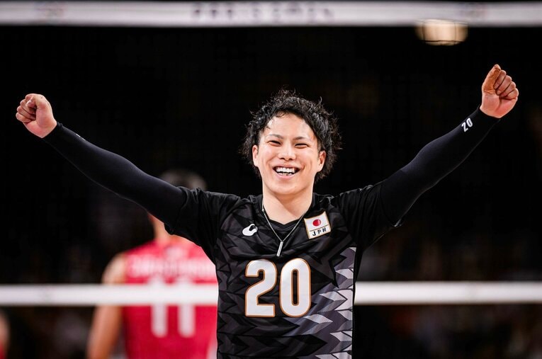 パリ五輪予選ラウンドvsアメリカ　©︎Volleyball World