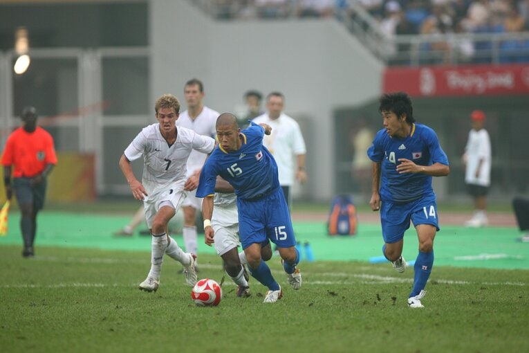 森本貴幸、香川真司（2008年北京五輪）©︎JMPA